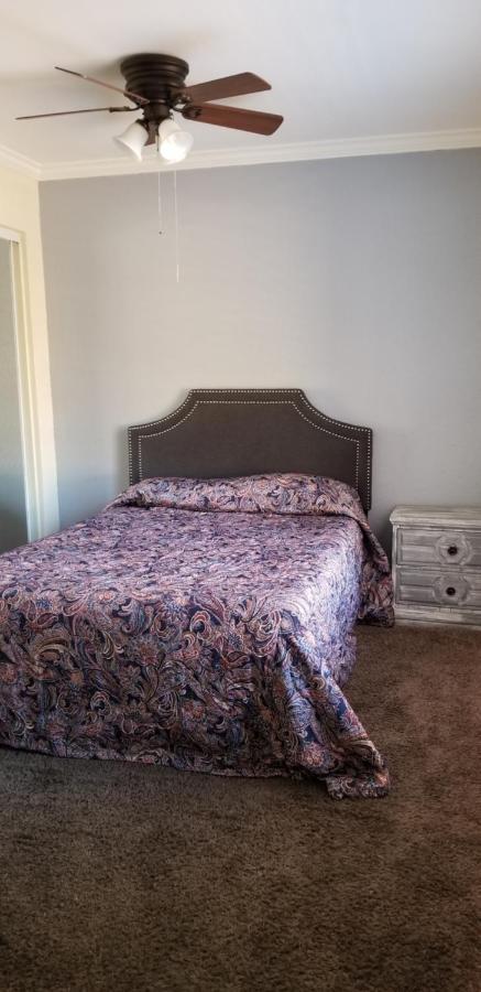 Sierra Crossing Motel Bloomington Bagian luar foto
