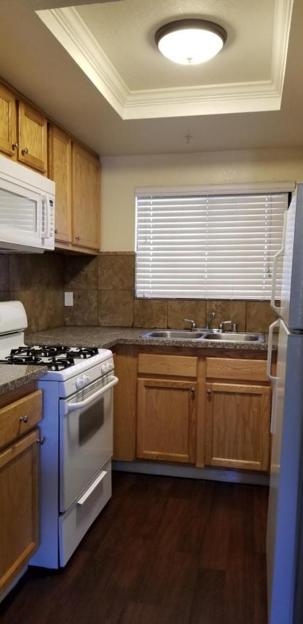 Sierra Crossing Motel Bloomington Bagian luar foto